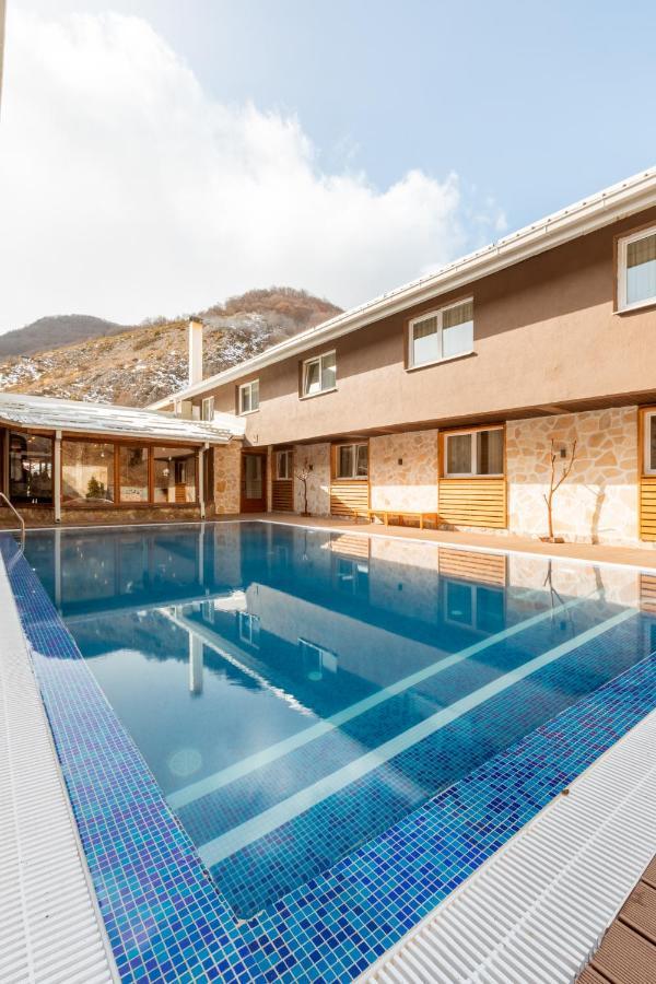 Hotel Sport, Resort Mavrovo Buitenkant foto
